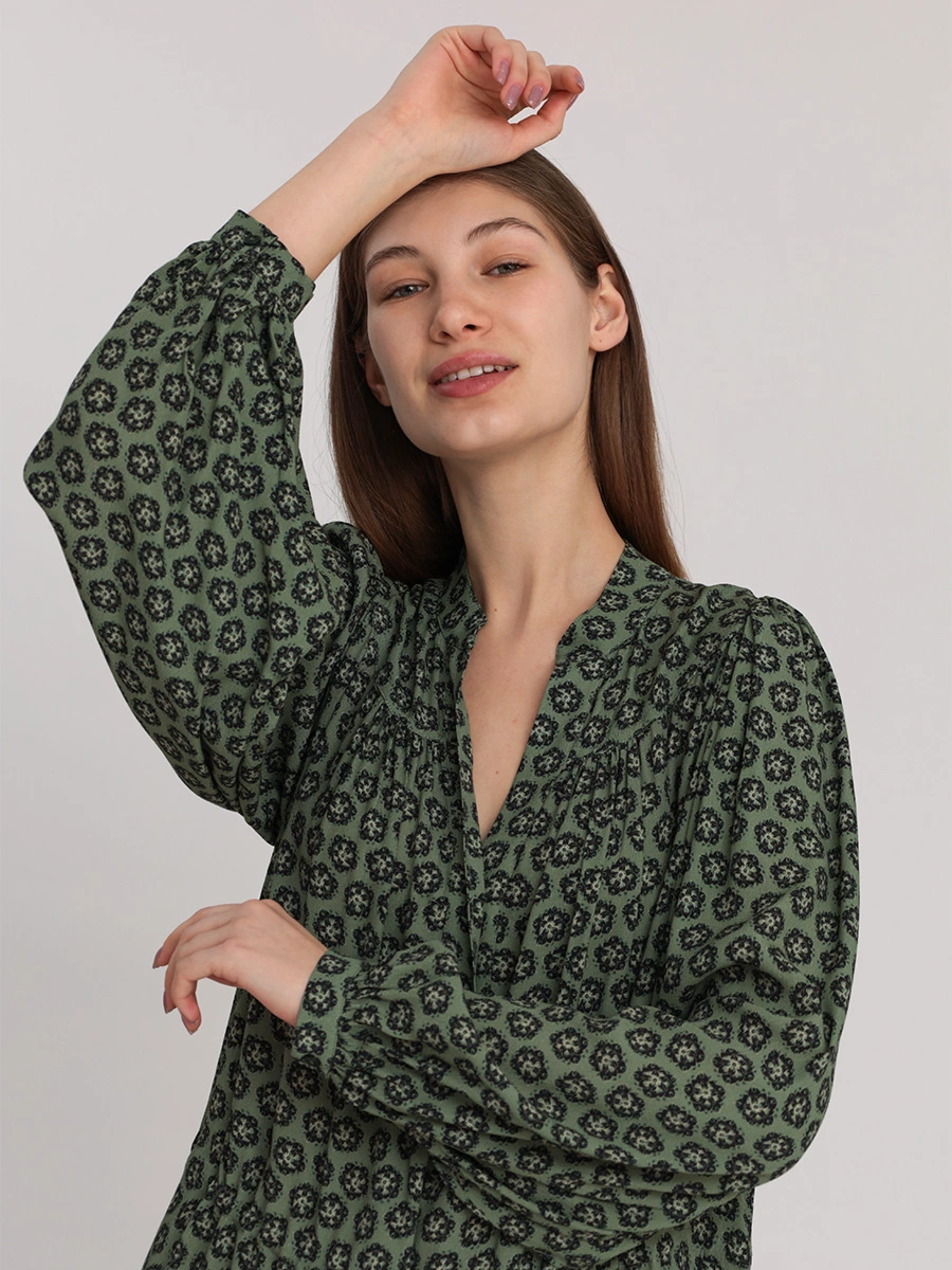 Платье из вискозы с воланом